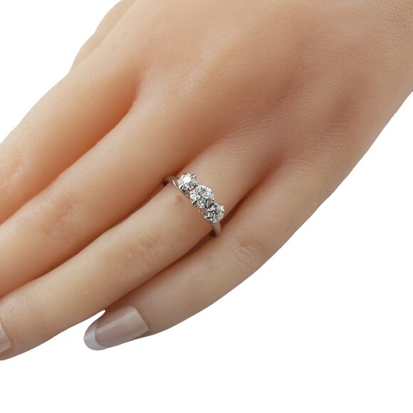 Vintage 10 Karat White Gold and Diamond Ring Size 5.75 #15469 - Picture 8 of 8